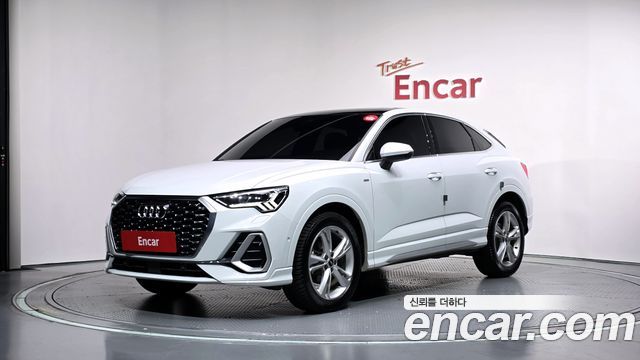 Audi Q3 (F3) 35 TDI Premium Sportback