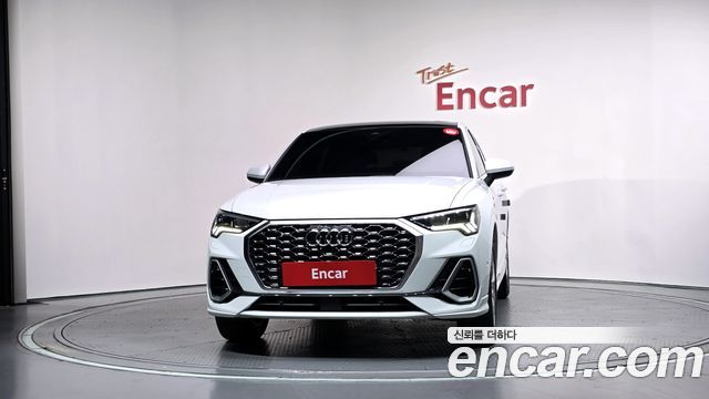 Audi Q3 (F3) 35 TDI Premium Sportback 2023 — фото 3
