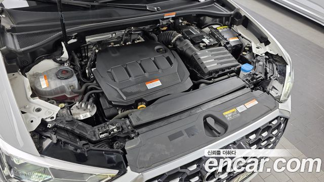 Audi Q3 (F3) 35 TDI Premium Sportback 2023 — фото 6