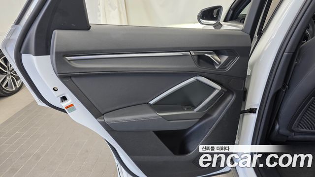 Audi Q3 (F3) 35 TDI Premium Sportback 2023 — фото 25
