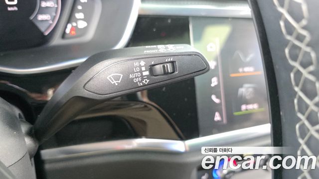 Audi Q3 (F3) 35 TDI Premium Sportback 2023 — фото 27