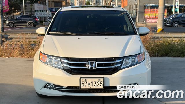 Honda Odyssey 3.5 4th 2014 — фото 3