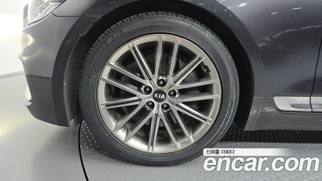 Kia K9 3.8 GDI PlatinumⅡ 2020 — фото 5