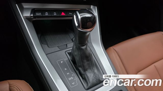 Audi Q3 (F3) 35 TDI Premium 2020 — фото 9