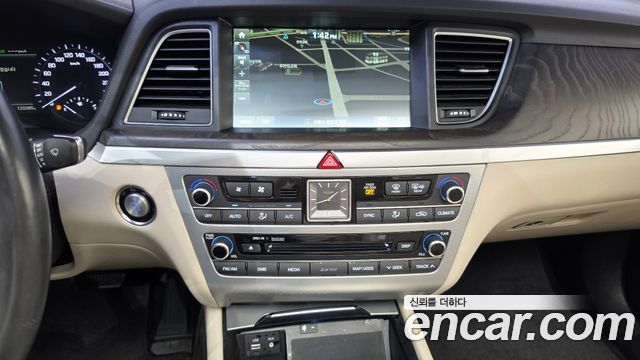 Genesis G80 3.8 GDI AWD Finest 2017 — фото 17
