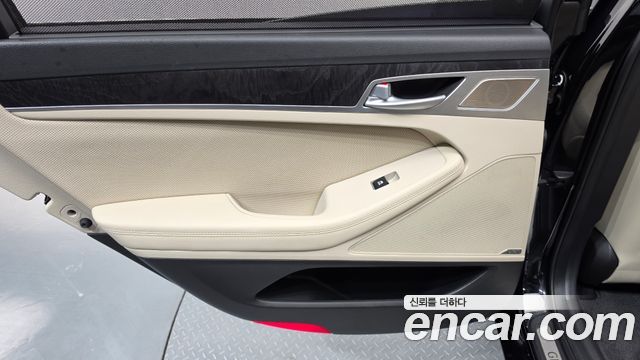Genesis G80 3.8 GDI AWD Finest 2017 — фото 31
