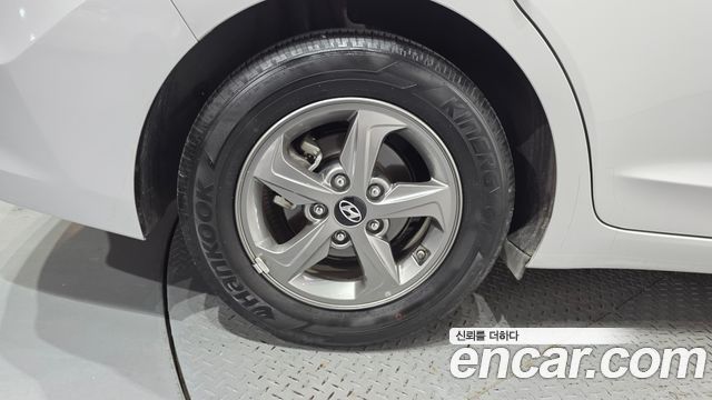 Hyundai Avante (AD) 1.6 GDI Smart 2017 — фото 5