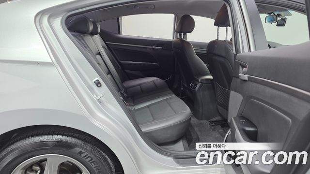 Hyundai Avante (AD) 1.6 GDI Smart 2017 — фото 12