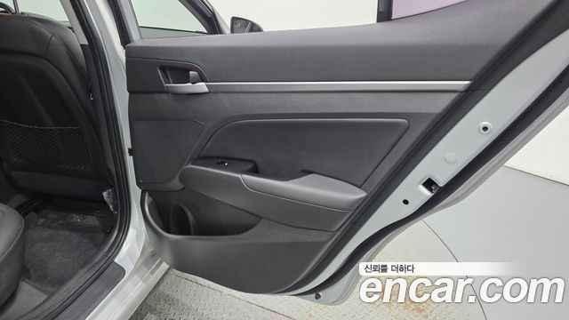 Hyundai Avante (AD) 1.6 GDI Smart 2017 — фото 25