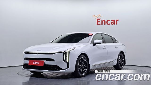 Kia K8 Hybrid Signature