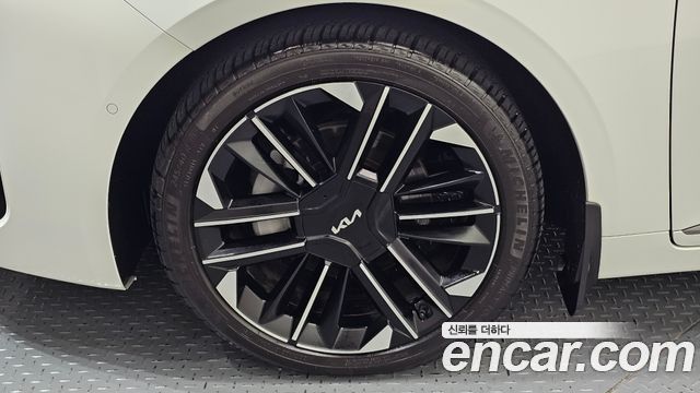 Kia K8 Hybrid Signature 2025 — фото 5