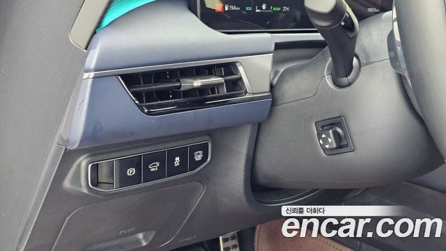 Kia K8 Hybrid Signature 2025 — фото 16