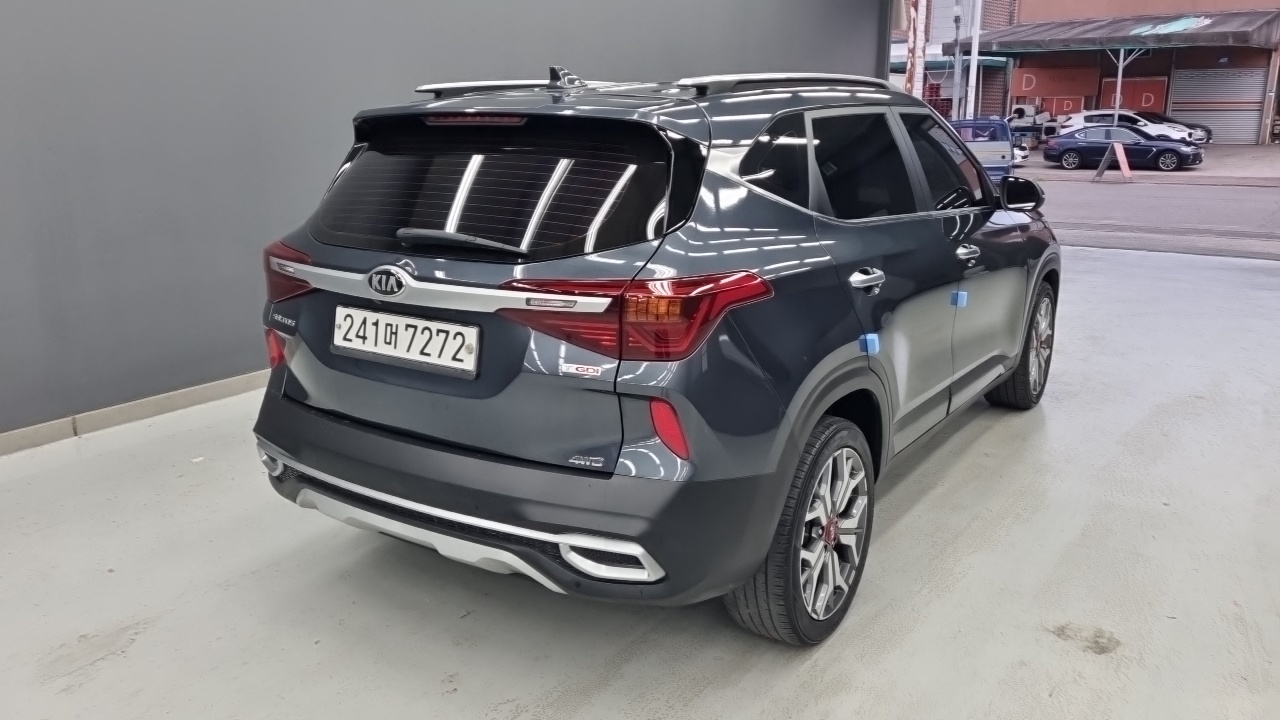 Kia Seltos Gasoline 1.6 Turbo 4WD Noblesse 2020 — фото 2
