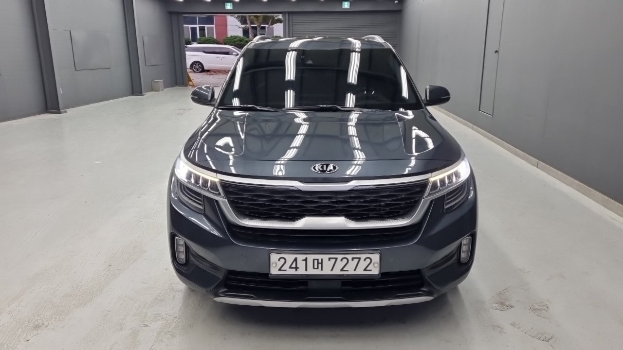 Kia Seltos Gasoline 1.6 Turbo 4WD Noblesse 2020 — фото 3