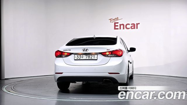 Hyundai Avante 1.6 GDi Modern Standard 2014 — фото 4