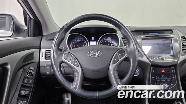 Hyundai Avante 1.6 GDi Modern Standard 2014 — фото 12