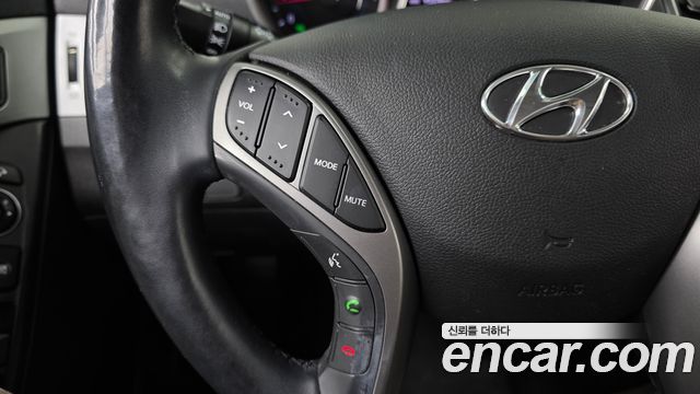 Hyundai Avante 1.6 GDi Modern Standard 2014 — фото 16