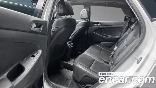 Hyundai Tucson Gasoline 1.6 turbo 2WD Modern 2018 — фото 12