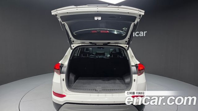 Hyundai Tucson Gasoline 1.6 turbo 2WD Modern 2018 — фото 20