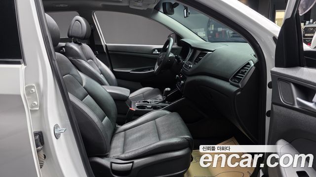Hyundai Tucson Gasoline 1.6 turbo 2WD Modern 2018 — фото 26