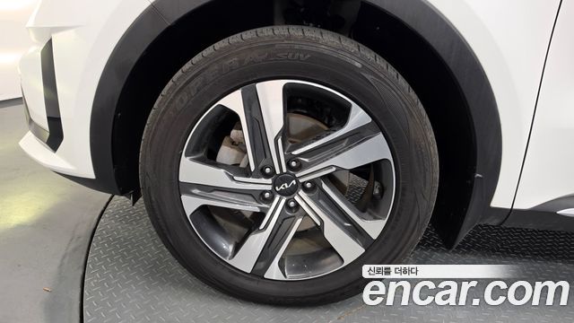 Kia Sorento (IV) HEV 1.6 2WD Noblesse 2023 — фото 5