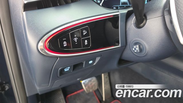 Genesis GV70 2.5T Gasoline 2WD 2024 — фото 20