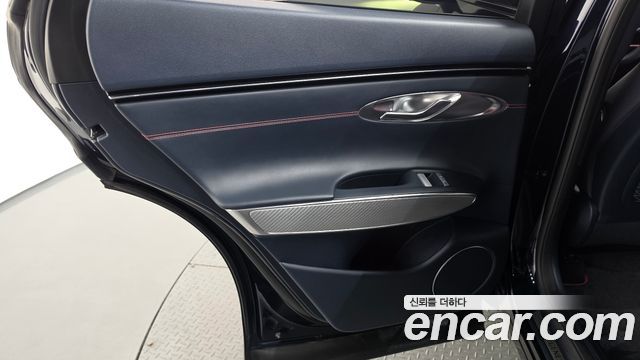 Genesis GV70 2.5T Gasoline 2WD 2024 — фото 25