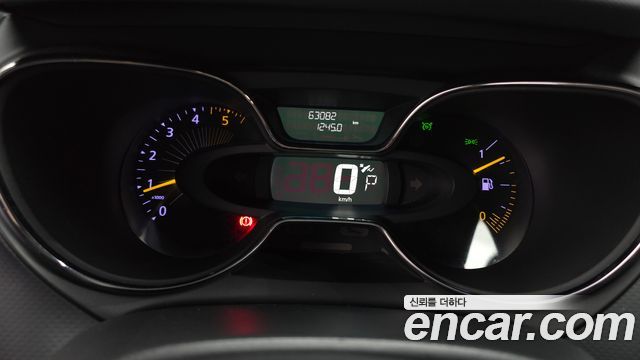 Renault Korea QM3 RE 2015 — фото 8