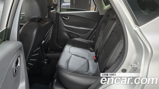 Renault Korea QM3 RE 2015 — фото 12