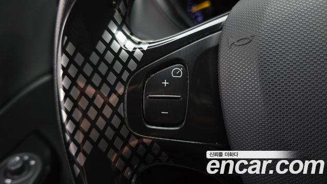 Renault Korea QM3 RE 2015 — фото 18