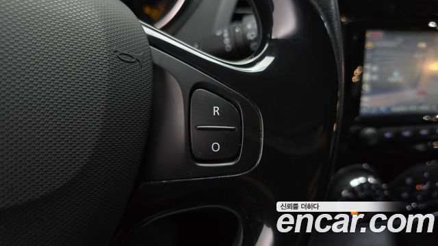 Renault Korea QM3 RE 2015 — фото 19