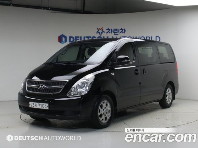 Hyundai Grand Starex 12-Seater Wagon CVX Deluxe