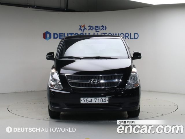 Hyundai Grand Starex 12-Seater Wagon CVX Deluxe 2016 — фото 3