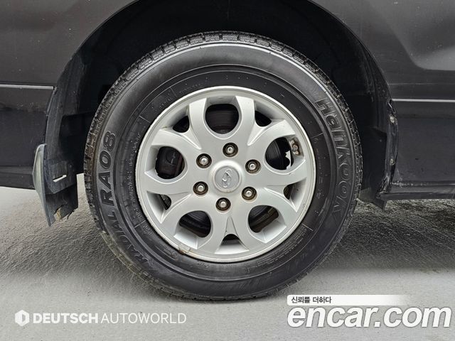 Hyundai Grand Starex 12-Seater Wagon CVX Deluxe 2016 — фото 5