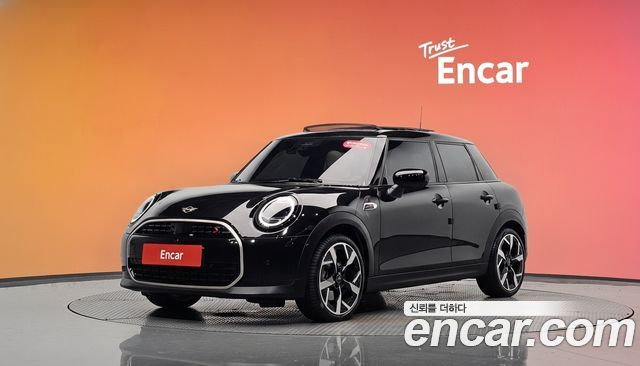 MINI Cooper S (IV) 5 Door Favoured
