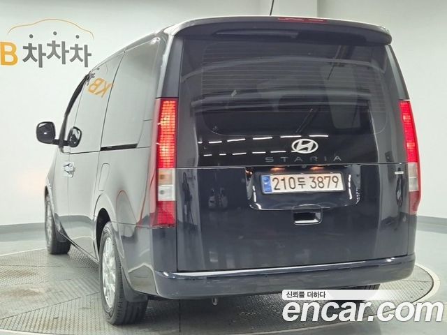 Hyundai Staria Tourer 9-Seater Modern 2025 — фото 2