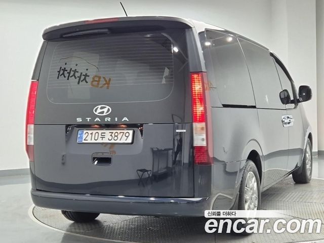 Hyundai Staria Tourer 9-Seater Modern 2025 — фото 3
