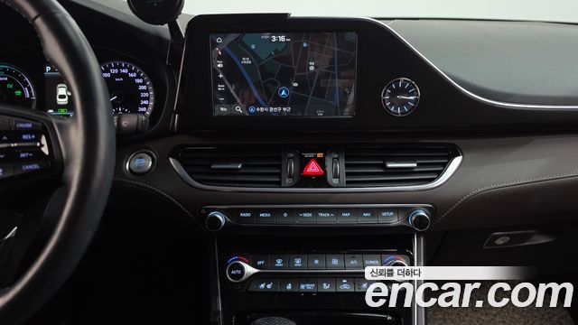 Hyundai Grandeur Hybrid (IG) Exclusive Special 2019 — фото 13