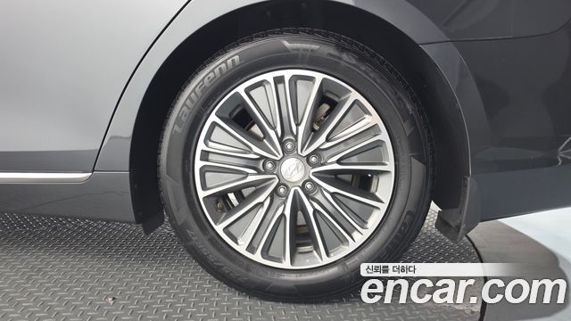 Hyundai Grandeur Hybrid (IG) Exclusive Special 2019 — фото 21