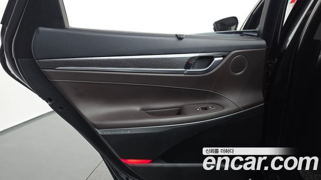 Hyundai Grandeur Hybrid (IG) Exclusive Special 2019 — фото 25