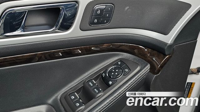 Ford Explorer 3.5 Limited 4WD 5th 2013 — фото 13