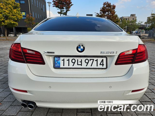 BMW 5 Series (F10) 528i xDrive 2015 — фото 6