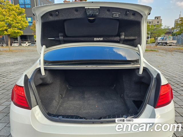 BMW 5 Series (F10) 528i xDrive 2015 — фото 8