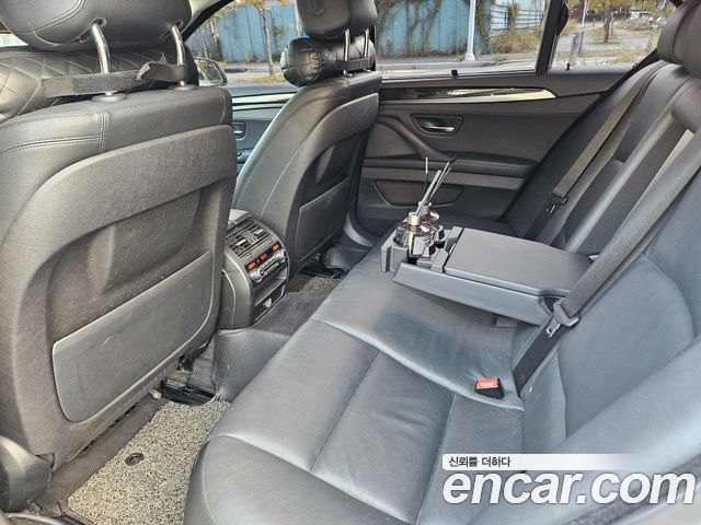 BMW 5 Series (F10) 528i xDrive 2015 — фото 9