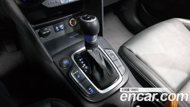 Hyundai Kona Diesel 1.6 2WD Modern 2018 — фото 9