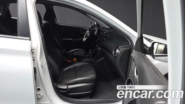 Hyundai Kona Diesel 1.6 2WD Modern 2018 — фото 11