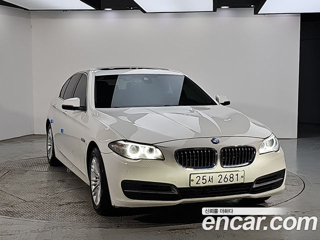 BMW 5 Series (F10) 520d xDrive 2015 — фото 2