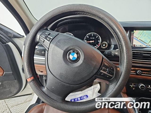 BMW 5 Series (F10) 520d xDrive 2015 — фото 8