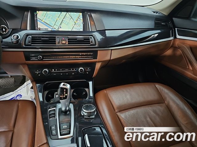 BMW 5 Series (F10) 520d xDrive 2015 — фото 9