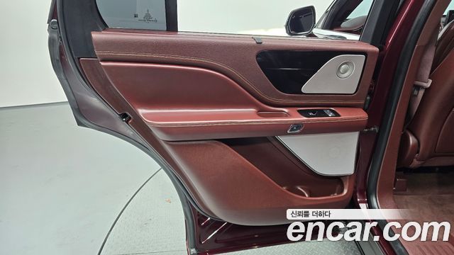 Lincoln Aviator (II) 3.0 Black Label AWD 2020 — фото 25